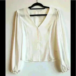 NEW! Lush V-Neck Balloon Sleeve Blouse